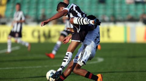 Figueirense faz 3 a 0 no Sport no Orlando Scarpelli